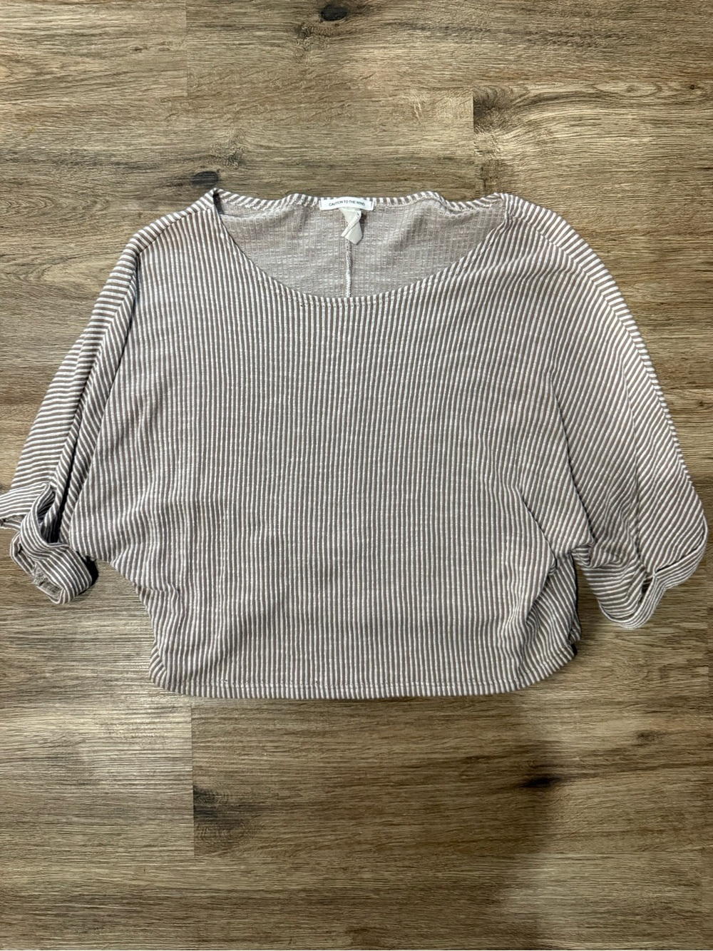 Over sized crop top light brown and white stripes